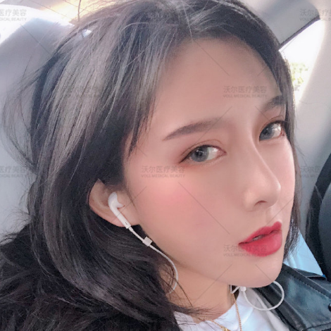 自体肋骨隆鼻专家：对比刘彦军和陈付国哪个做肋骨鼻好？