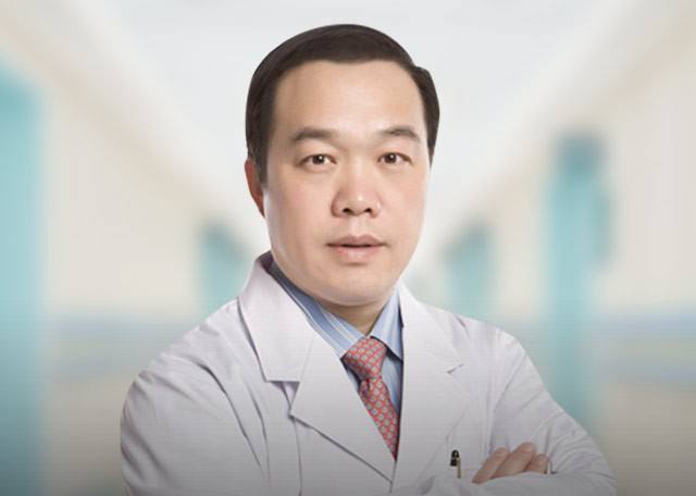 国内擅长做膨体鼻修复的医生都有哪些？曾高罗汇东杨欣李劲良（预约）谁厉害？